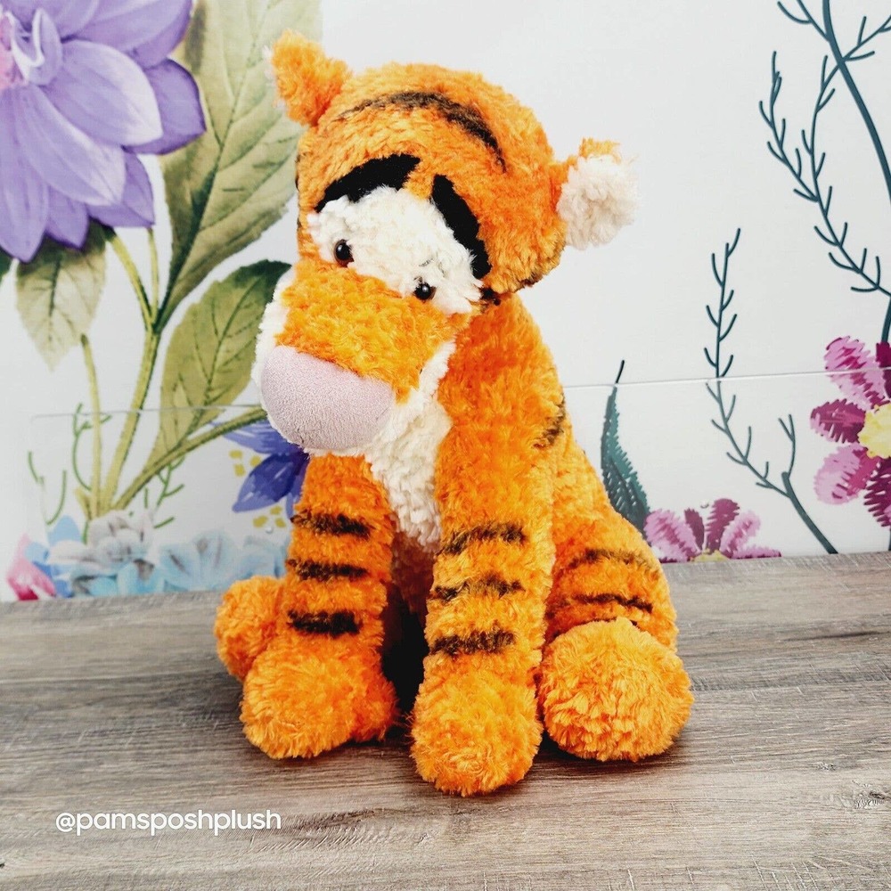 Tigger Winnie the Pooh Large 14“ Fluffy Authentic Disney Fuzzy Lavender Nose